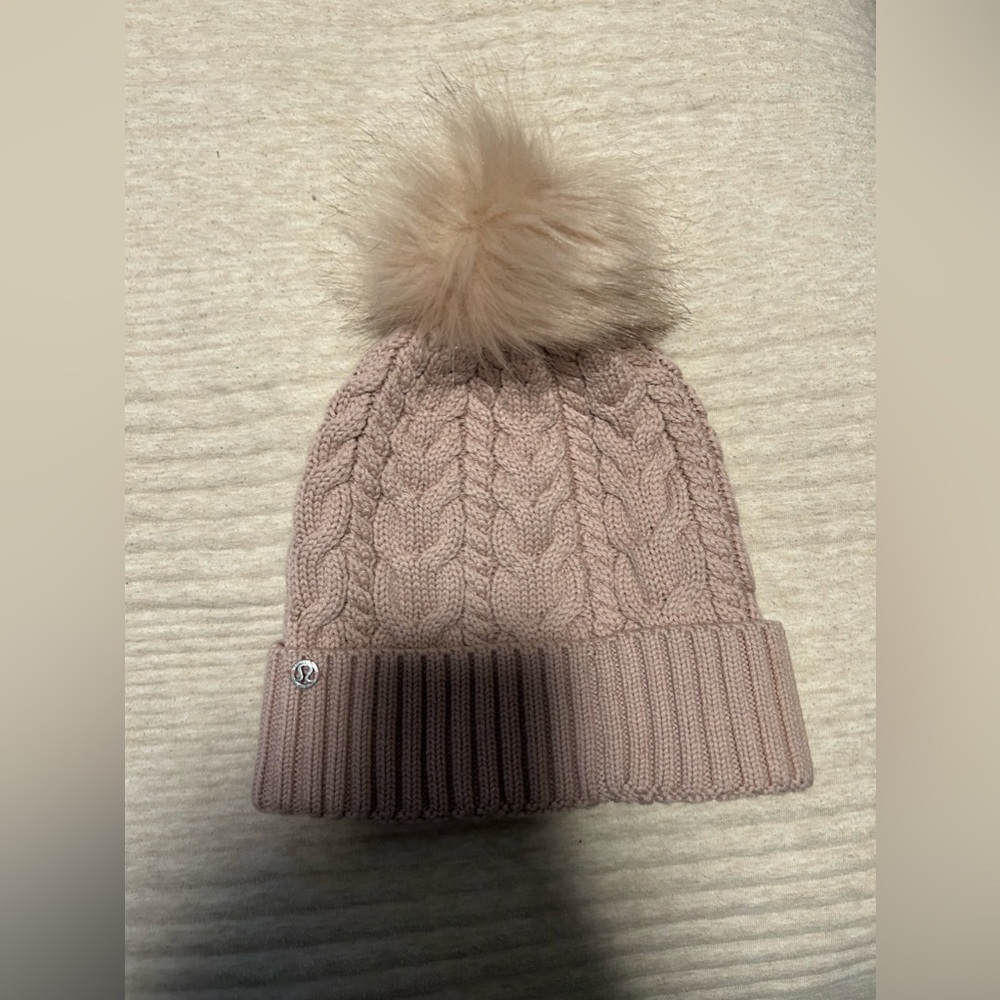 Iululemon hat